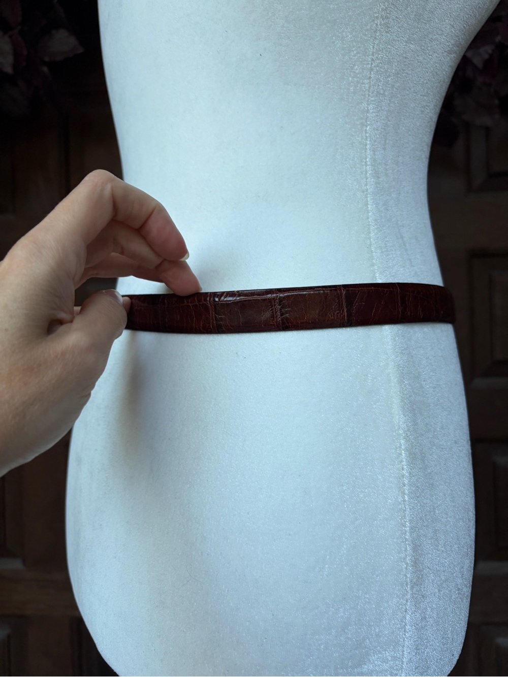 Vintage Furla Brown Croc-Embossed Leather Belt with Silver Buckle - Picture 3 of 4